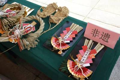 清明踏青 品味传统美食、欣赏民俗表演，感悟节日文化的深度旅游体验